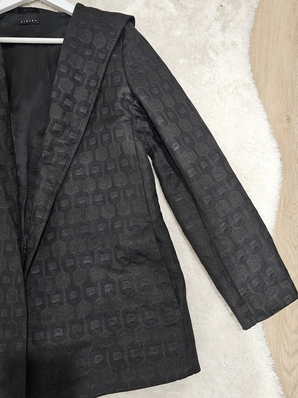 Sisley Black Geometric Jacquard Hooded Belted Coat Wrap XL-XXL - Picture 10 of 15